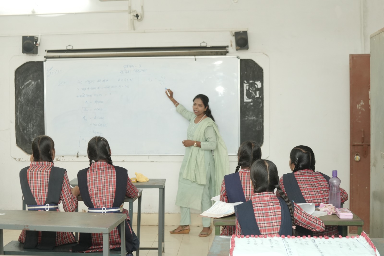 नई मैडम…नया सर.. युक्ति युक्तकरण से स्कूलों में पढ़ाई हुई बेहतर