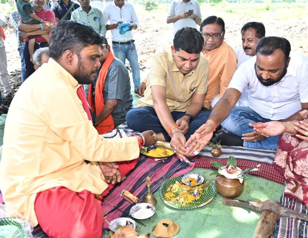 महिलाओं के सशक्तिकरण के लिए महतारी सदन निभाएगा महत्वपूर्ण भूमिका- टंक राम वर्मा