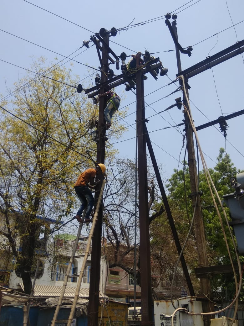 बिजली कंपनी के ढाई हजार कर्मचारियों को नियमितीकरण का इंतजार
